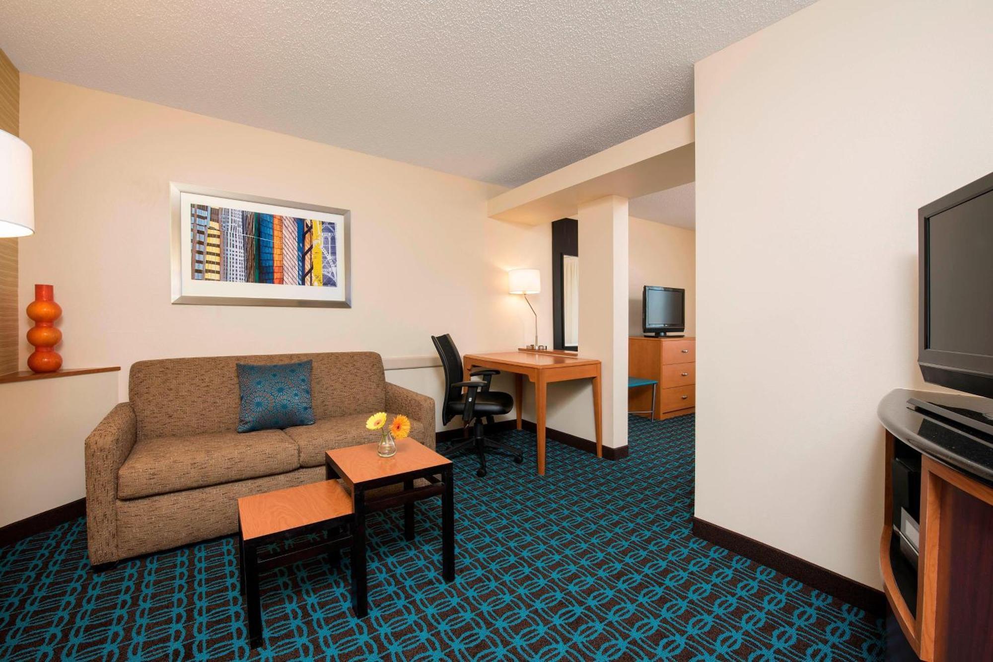 Fairfield Inn & Suites By Marriott Bloomington Exterior photo