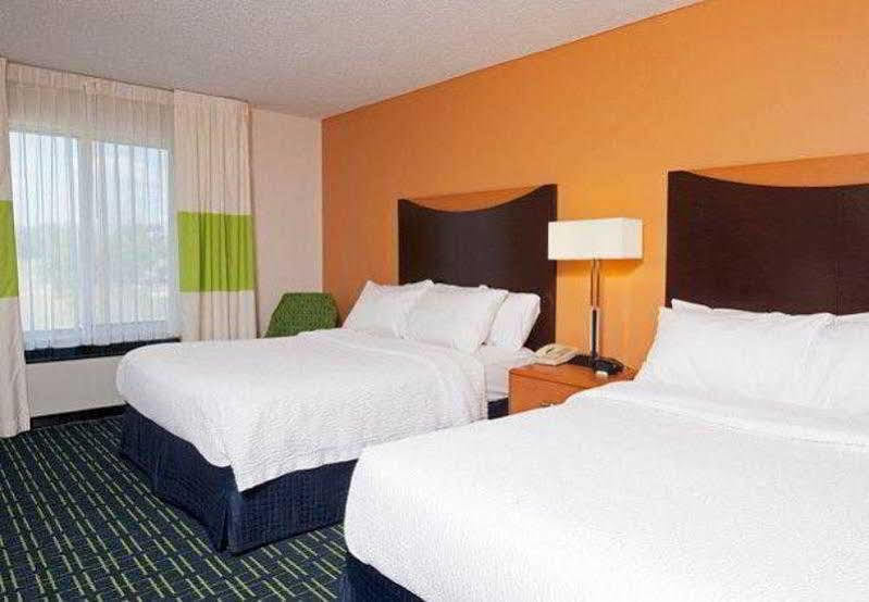 Fairfield Inn & Suites By Marriott Bloomington Exterior photo